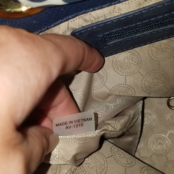 Mk Jet Set Scarf Tote (Blue) - Picture 11 of 11